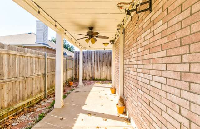 6704 Hillgreen Drive Gallery 4