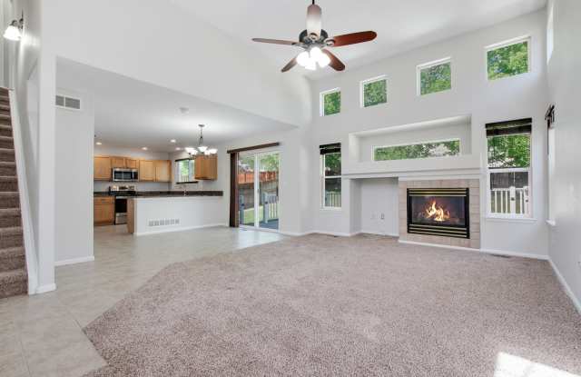 10373 RAVENSWOOD WAY Gallery 3