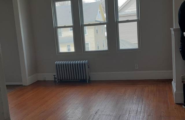 162-164 Commonwealth Avenue - 2 Gallery 4
