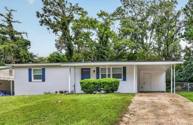 COMPLETELY RENOVATED 3 Bed / 1 Bath w/Carport! Gallery 1