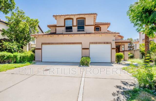 5055 Saint Albert Dr Gallery 1