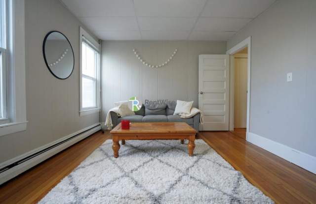 2 Ashford Ct. Gallery 2