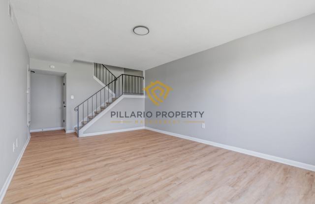 Updated 3-Bedroom Home Near Eagle Creek Park, Available NOW! Gallery 3
