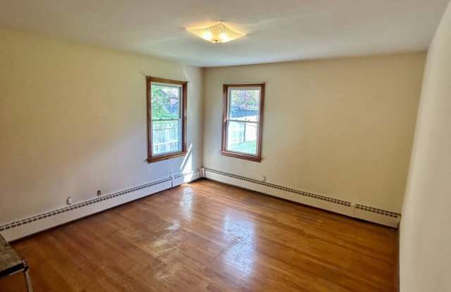 1255 Midline Road Gallery 3
