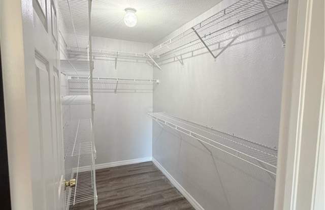 814 Gerald Avenue Gallery 4