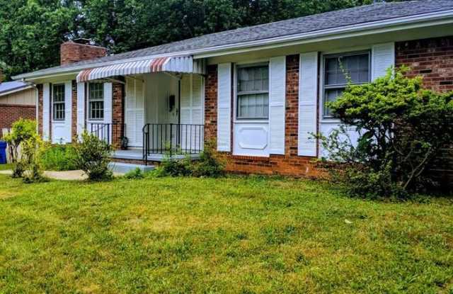 26 Haith Drive - 26 Haith Drive, Asheville, NC 28801