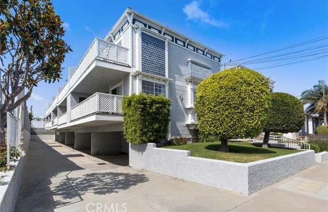 1421 12th Street - 1421 12th Street, Manhattan Beach, CA 90266