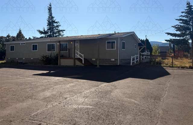 4 Bedroom 2 Bath - Hood River Gallery 1