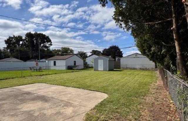 28311 Felician Street Gallery 3