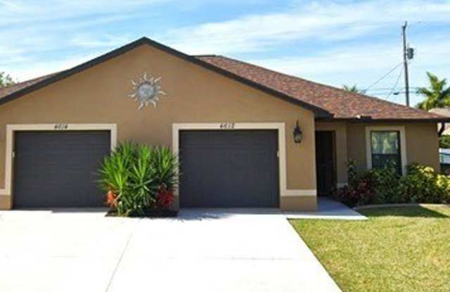 4612 SW 8th Court - 4612 Southwest 8th Court, Cape Coral, FL 33914