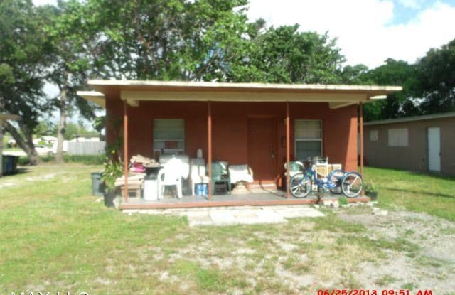 805 NW 15 AVE - 805 NW 15th Ave, Fort Lauderdale, FL 33311