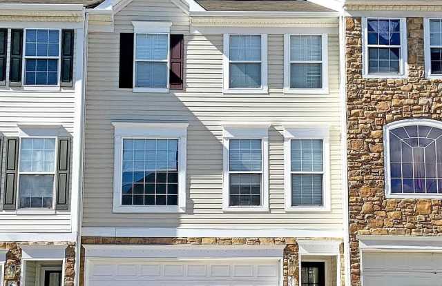 21763 Oakville Terrace Gallery 1
