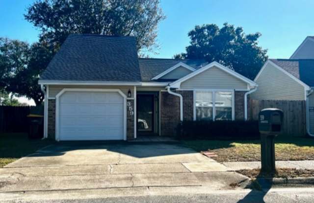 359 Canterbury Cir Gallery 1