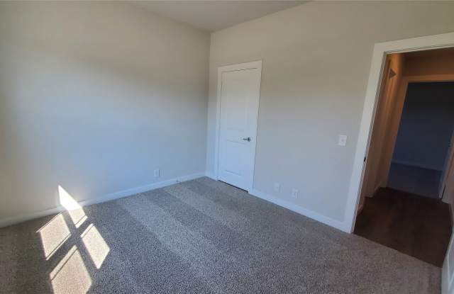 1218 Anderson Drive Gallery 3