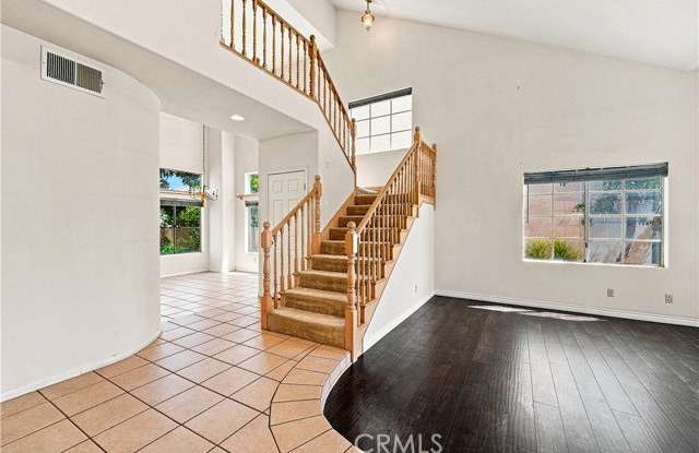 7436 Bobbyboyar Avenue Gallery 2