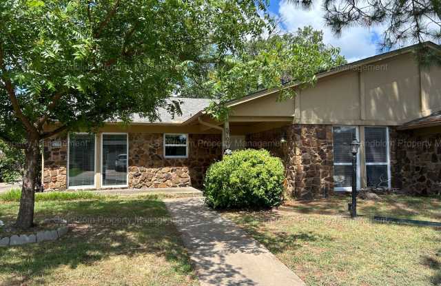 For Lease | Midtown Tulsa | Duplex photos photos
