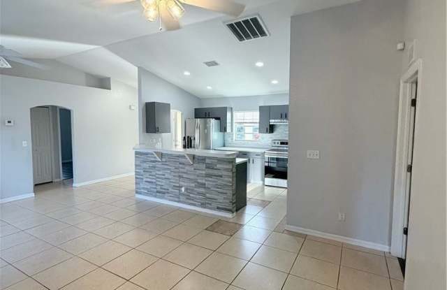 814 Gerald Avenue Gallery 2