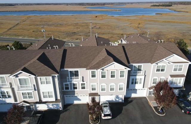 7 Bayside - 7 Bayside Drive, Somers Point, NJ 08244