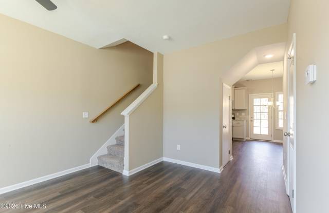 351 Bordeaux Drive Gallery 2