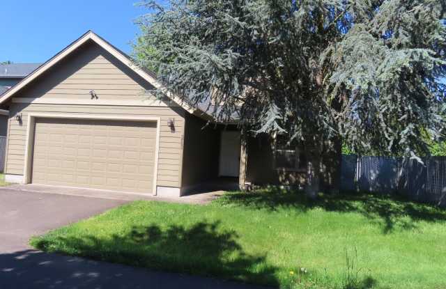 4 Bed/ 2.5 bath Two Story Home- In Barger Area! photos photos
