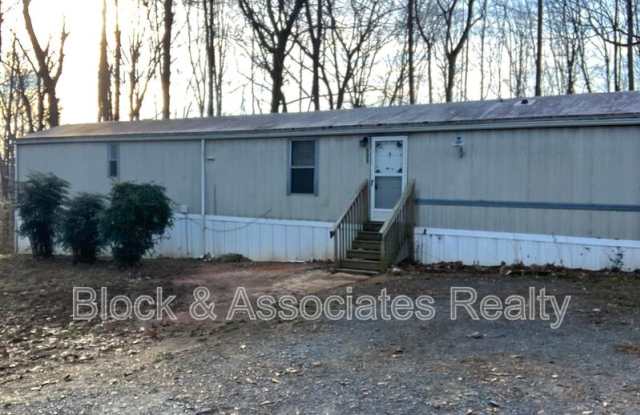 608 Springdale Dr photos photos