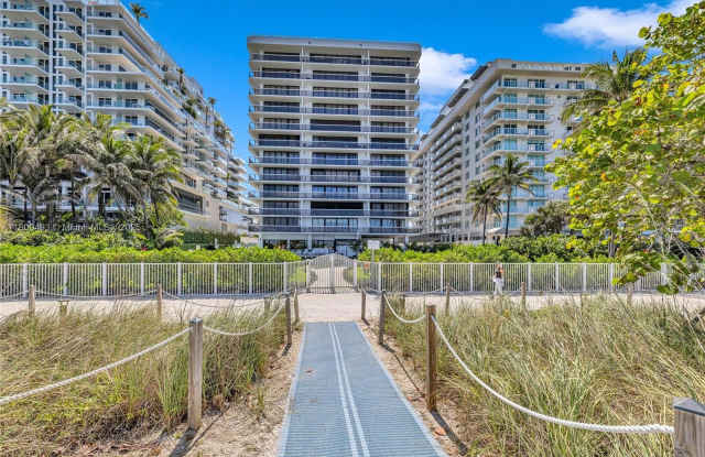 9455 Collins Ave photos photos
