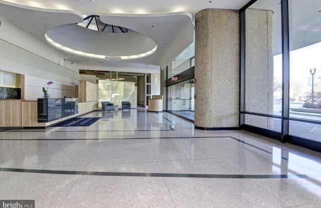1300 CRYSTAL DR #1407S Gallery 4