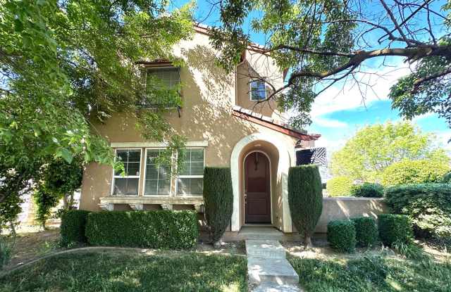 Spacious Home in Prime Turlock Location photos photos