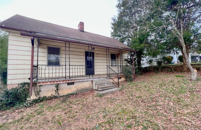 135 Center Street - 135 Center Street, Cooleemee, NC 27014