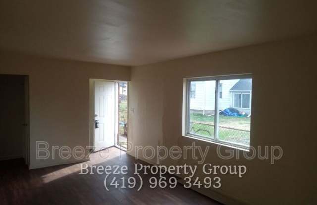 1531 Freedom St photos photos