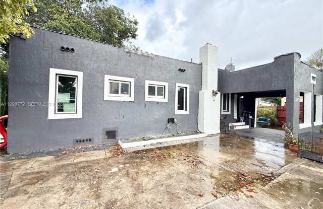 597 NW 69th St Gallery 2