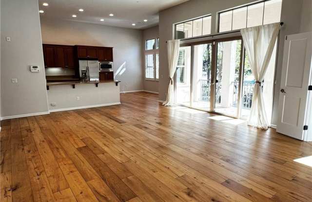 83 City Stroll - 83 City Stroll, Irvine, CA 92620