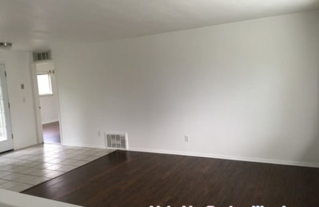 12916 South East 162nd St - 12916 SE 162nd St, Renton, WA 98058
