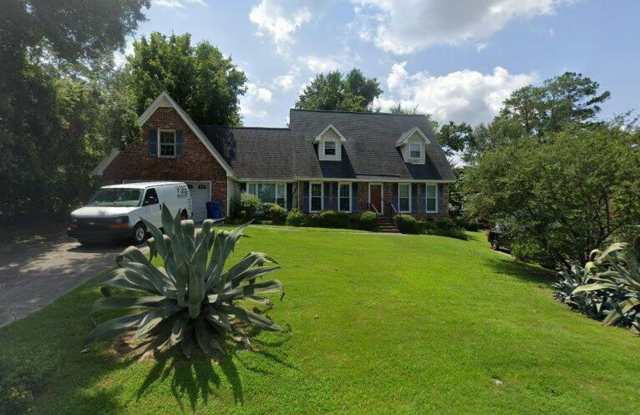 Beautiful 3-Bedroom 2 Bath With a Bonus room photos photos