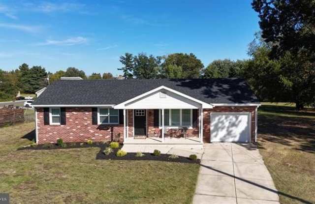 3 HELEN Avenue - 3 Helen Avenue, Pedricktown, NJ 08067