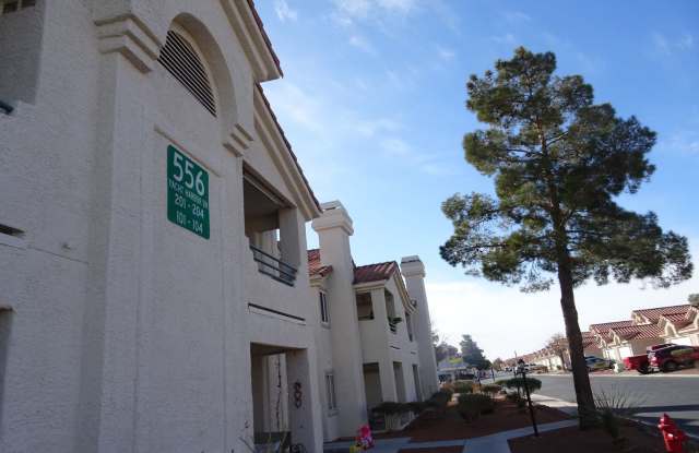 2nd Level 2 bedroom, 2 bathroom condo outside of Summerlin photos photos