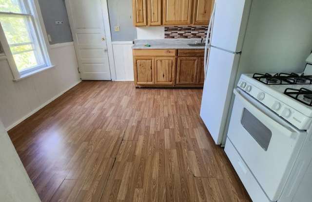 Upper 4 bedroom unit photos photos
