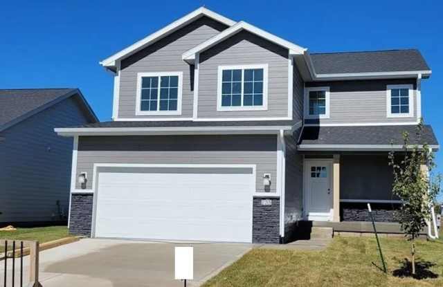 Spacious 4-Bedroom, 2.5-Bath Home in Kettlestone Landing photos photos