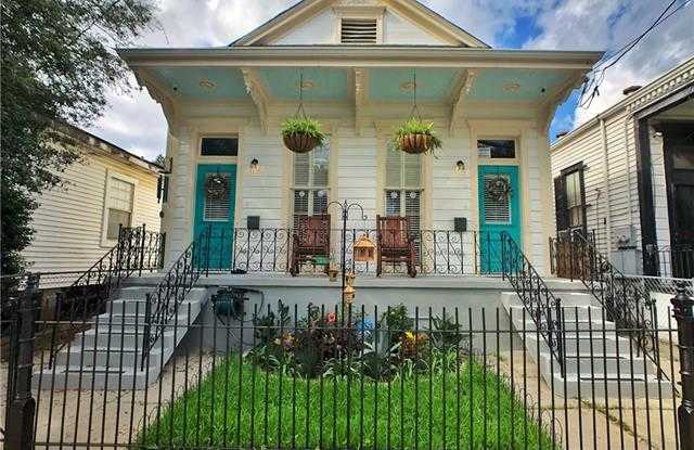 728 JOSEPHINE Street - 728 Josephine Street, New Orleans, LA 70130