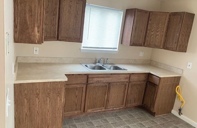 23149 Columbus Ave - 23149 Columbus Avenue, Warren, MI 48089