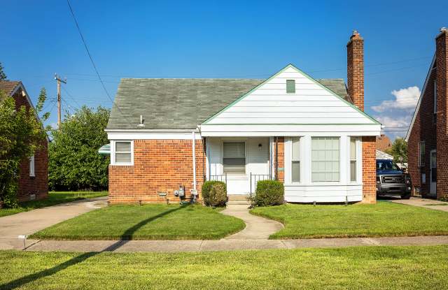 9238 Artesian Street photos photos