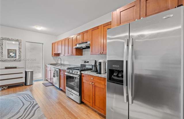 7930 Tatum Waterway Dr photos photos