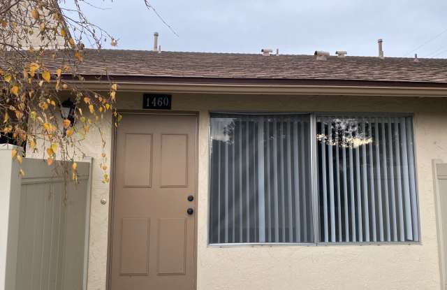 Charming 2-Level Condo in the Desirable Newbury Hills Community - 1460 Ramona Drive, Thousand Oaks, CA 91320