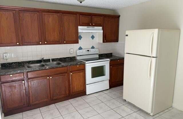 4935 Gulfstream Road Gallery 4