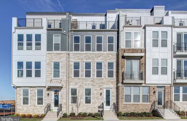 14596 LAKESTONE DRIVE - 14596 Lakestone Drive, Chantilly, VA 20151