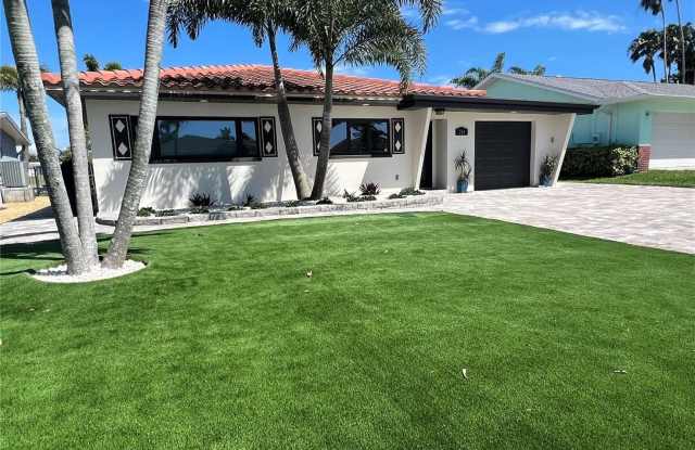 241 176TH TERRACE DRIVE E Gallery 3