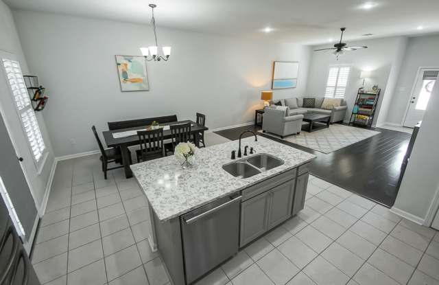 1975 Meadow Oak Dr - 1975 Meadow Oak Drive, St. Gabriel, LA 70776 1975 Meadow Oak Dr - 1975 Meadow Oak Drive, St. Gabriel, LA 70776