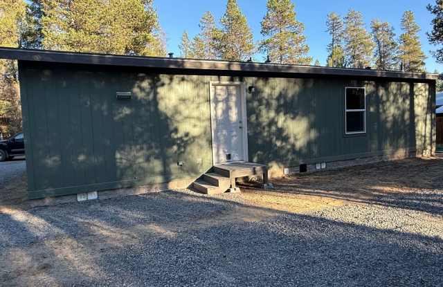 Like New Home on 1 Acre Gallery 3