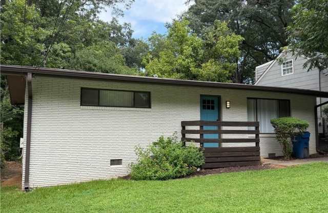 1847 Dorsey Avenue Gallery 2
