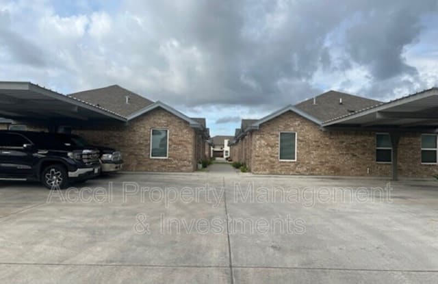 825 S. Mississippi St. photos photos